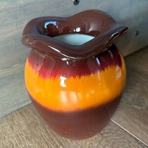 Ceramic Planter with Fluted Edge